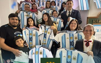 ¡Ya realizamos la entrega de las camisetas de la Selección Argentina a los ganadores del sorteo!