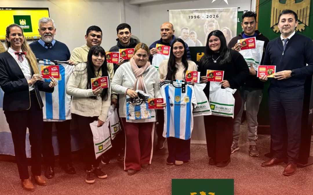 Realizamos la entrega de las 10 órdenes de compra de $200.000 en Super Nataly, sorteadas junto a Hamburgo Compañía de Seguros por el Día del Padre